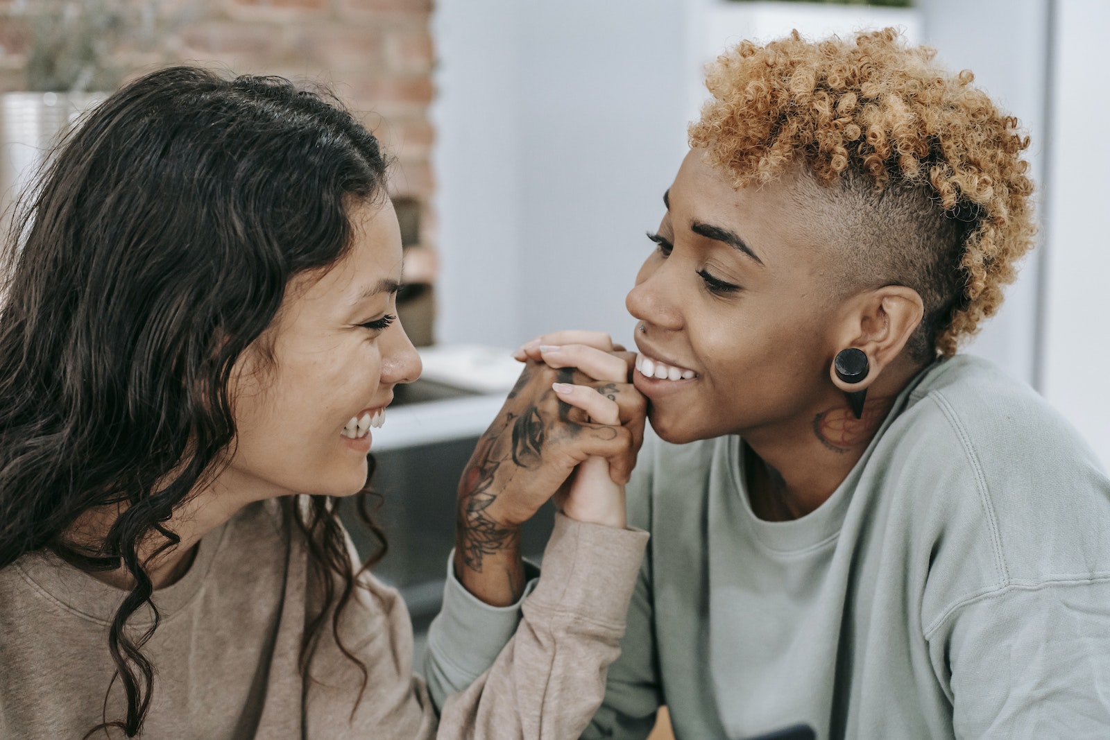 A twin flame can be platonic friendships